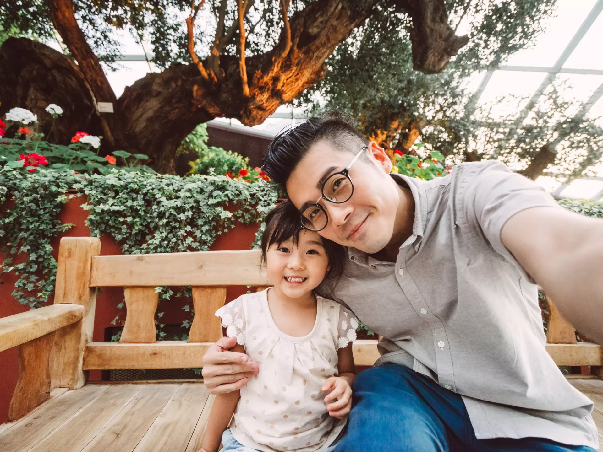 Dad talking selfie with lovely little daughter in an indoor garden joyfully
595767003
Love, Togetherness, Bonding, Happiness, Childhood