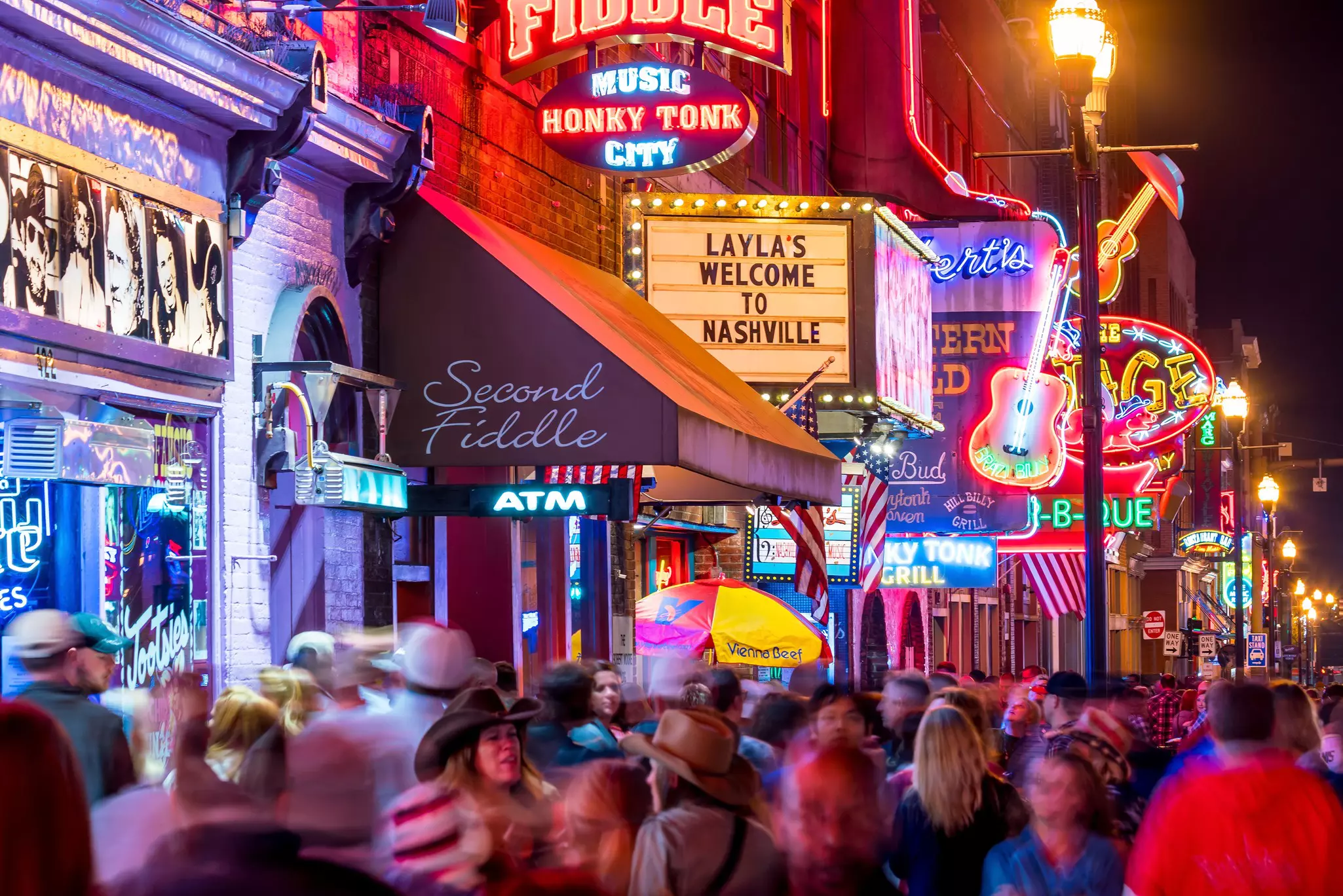Nashville is one of the South’s most vibrant creative capitals thanks to its spectacular art, music, and dining scenes © f11photo / Shutterstock