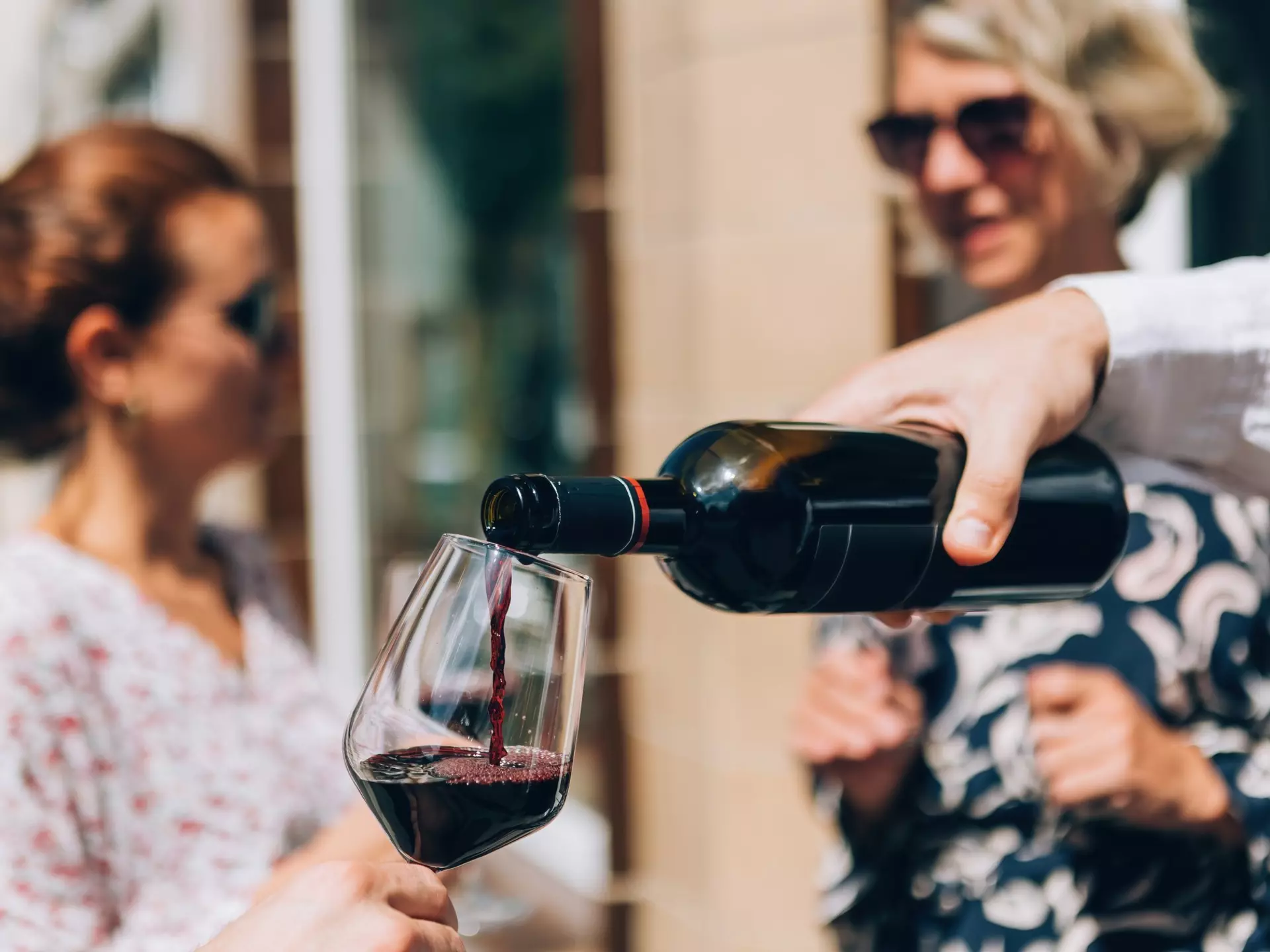 Bordeaux is a surprisingly budget-friendly destination, even for oenophiles © Carlo Prearo / Shutterstock