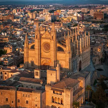3CKB1FP Mallorca, Spain - Aerial view of the famous Catedral-Basilica de Santa Maria de Mallorca at sunset with skyline view of Palma de Majorca, the capital
3CKB1FP
Mallorca, Palma, de, Majorca, Catedral-Basilica, Spain, Palma, Cathedral, Majorca, Santa, Maria, de, Mallorca, aerial, view, church, sunset, aerial, skyline, afternoon, mediterranean, medieval, europe, landmark, attraction, famous, capital, city, town, urban, balearic, islands, tourism, island, historic, sky, facade, catholic, cityscape, sightseeing, summer, spanish, flag, palm, tree, historical, building, gothic, old
Mallorca, Spain - Aerial view of the famous Catedral-Basilica de Santa Maria de Mallorca at sunset with skyline view of Palma de Majorca, the capital. Downloaded for LP app use