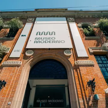  Facade of Buenos Aires Modern Art Museum (Museo Moderno).  Low angle. 