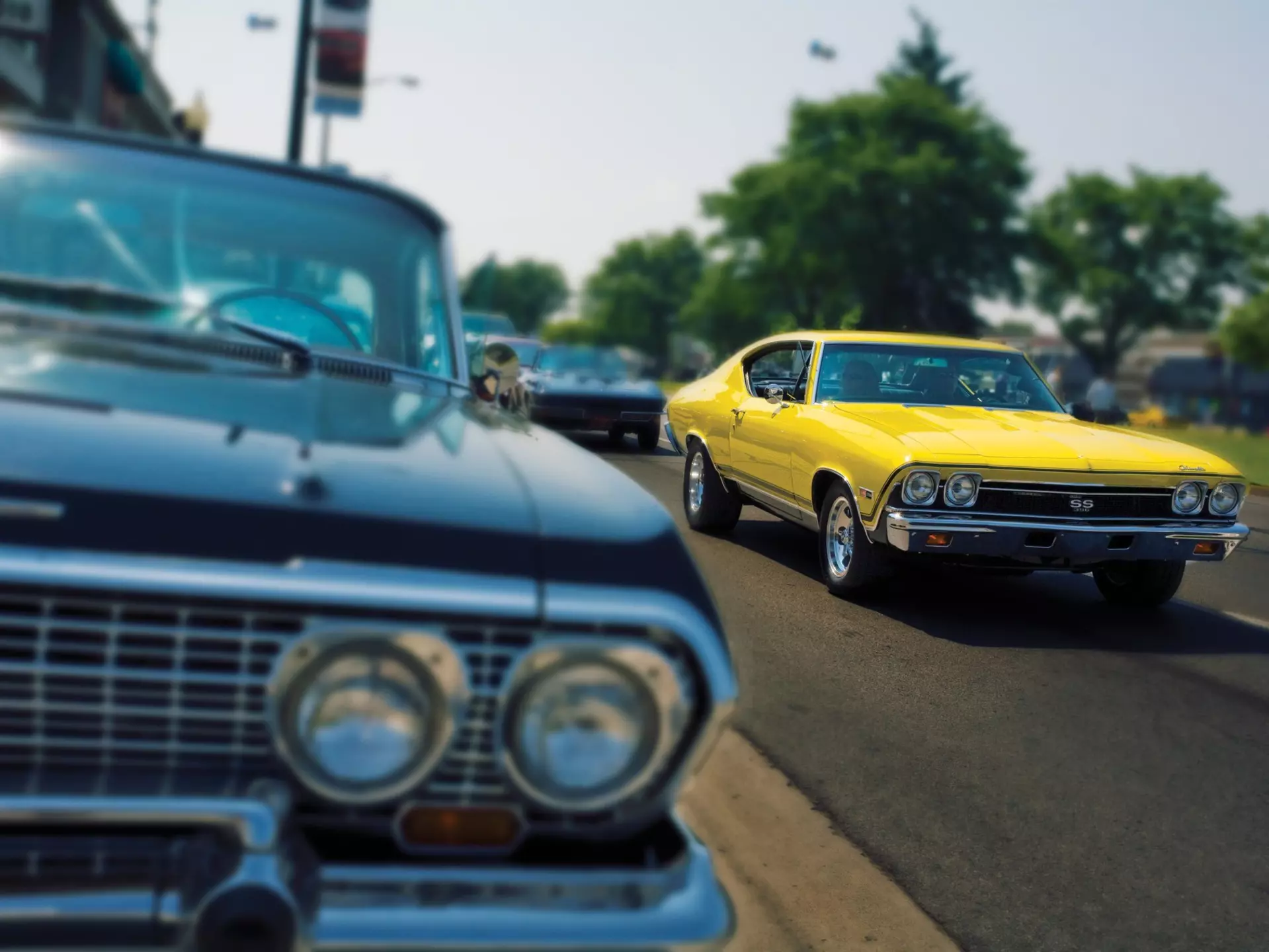 Vintage cars at the Woodward Dream Cruise