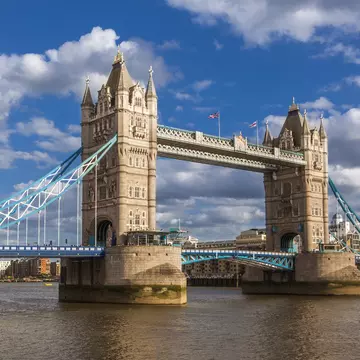 London Bridge over Thames River.