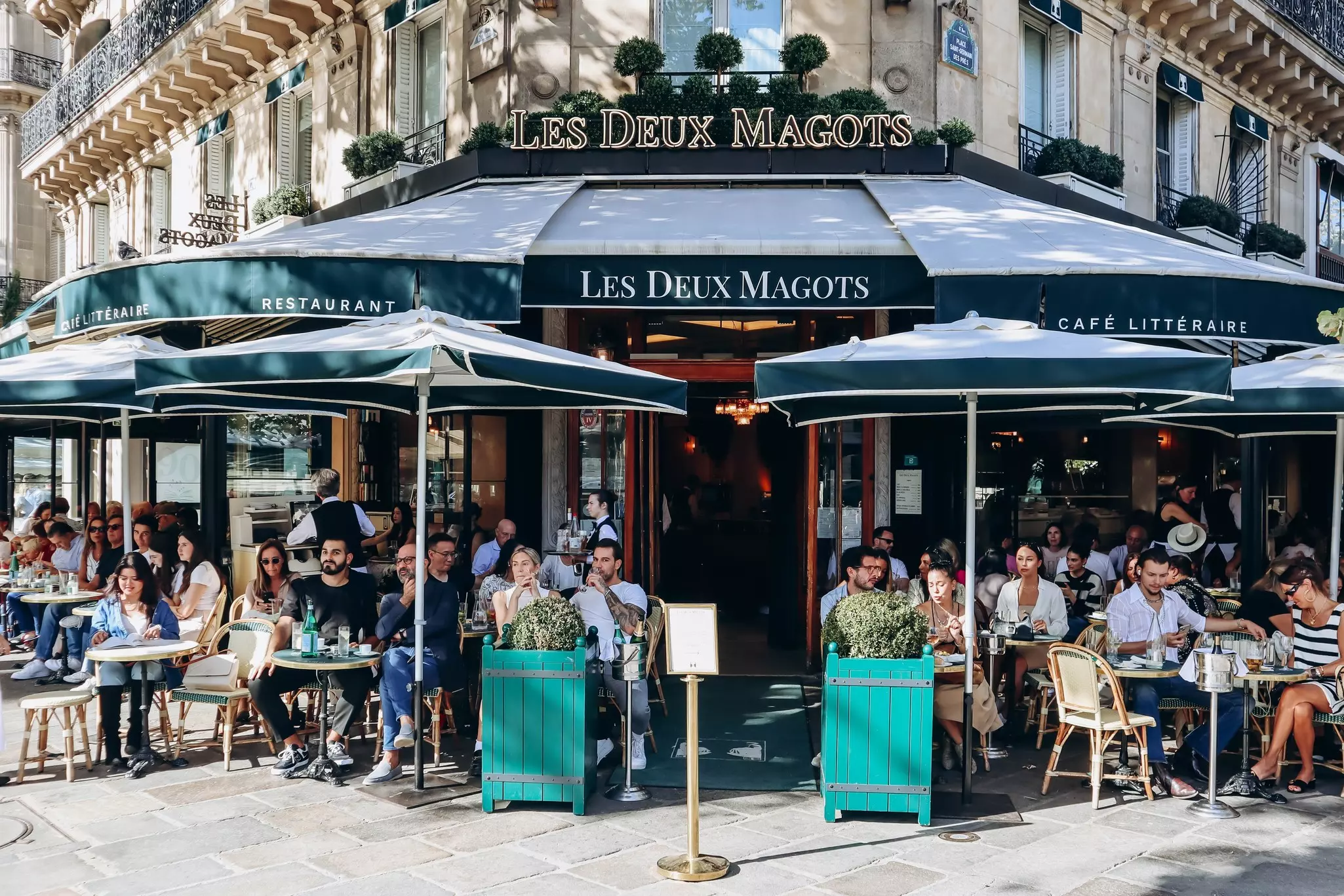 Cafe Les Deux Magots, Paris