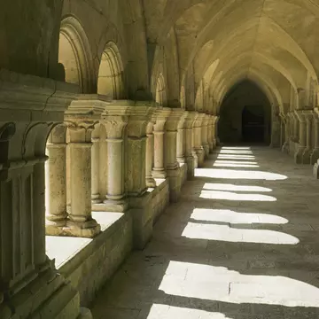 France, Burgundy, Fontenay Abbey cloister