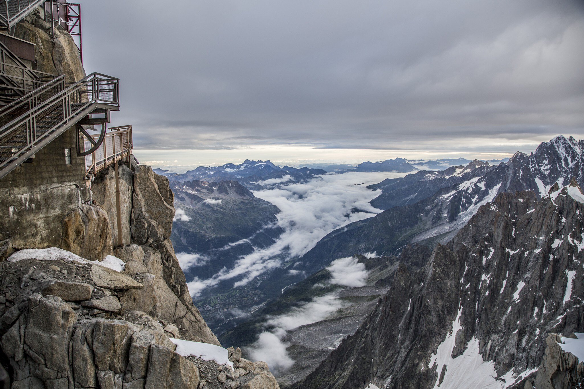 Aguille du Midi platforms