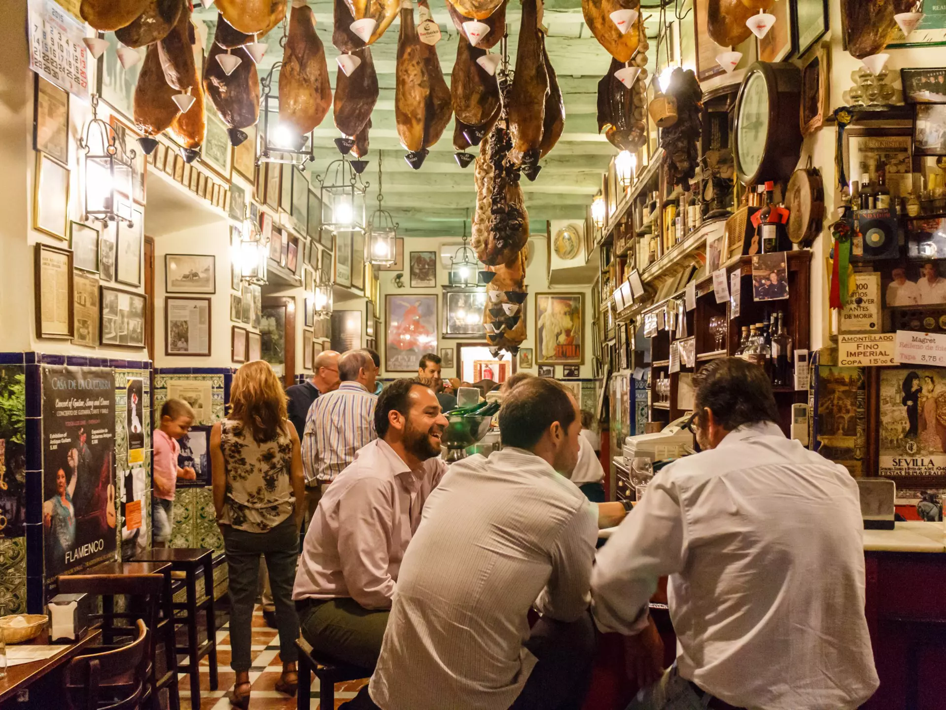 The timing of dinner in Spain has recently been criticized by a government minister © Kevin Hellon / Shutterstock