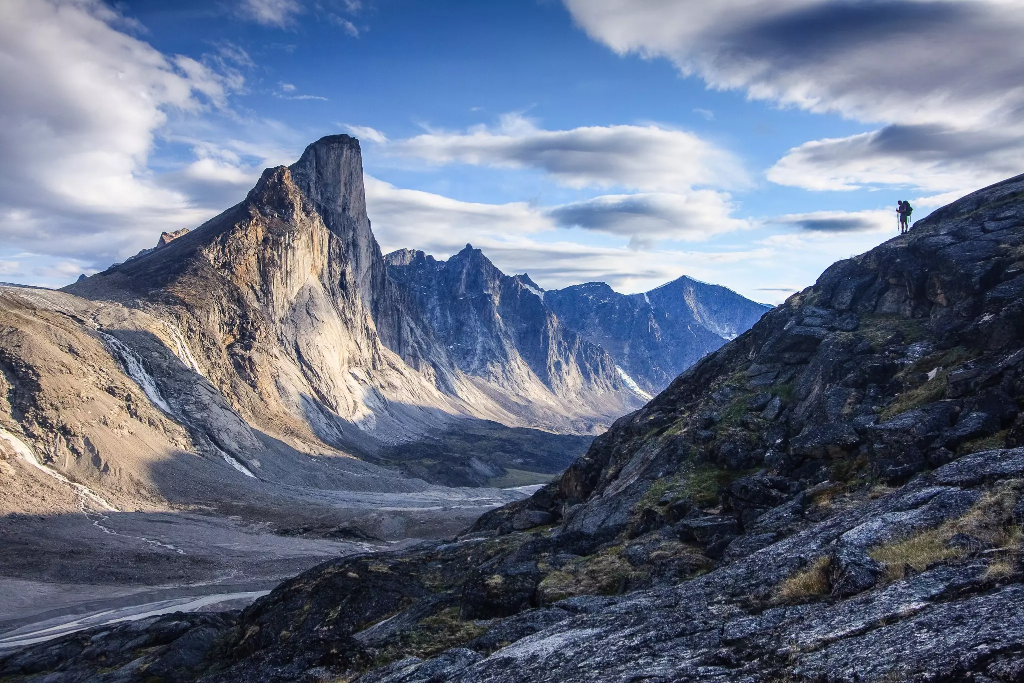 Akshayuk Pass in the Baffin Mountains. Ed Dods/Shutterstock