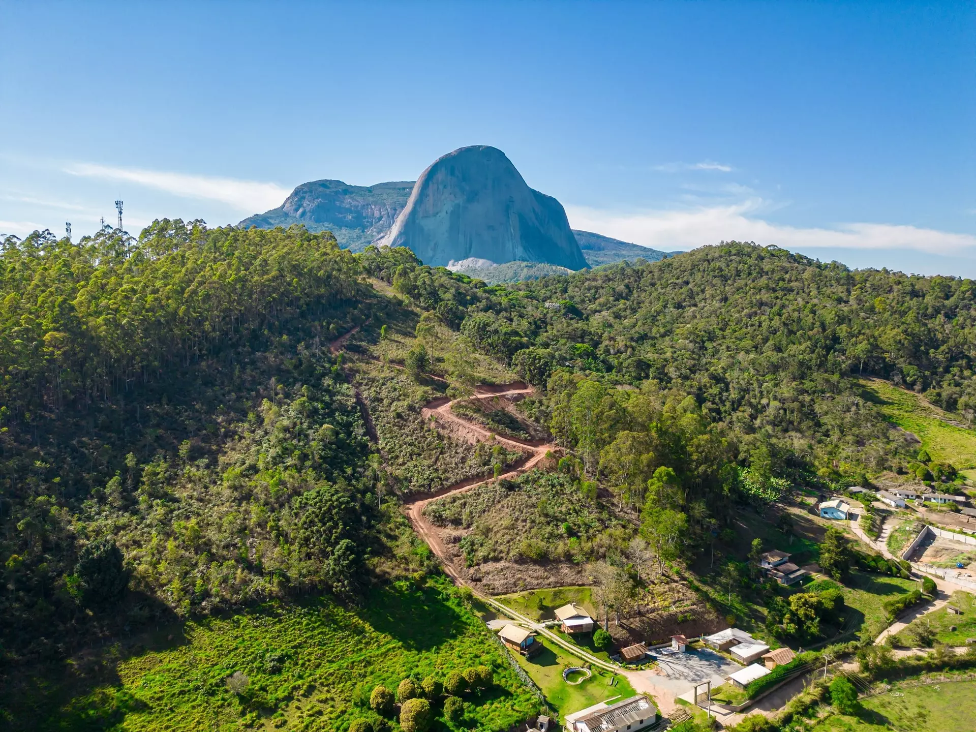 Paths and Trails at coffee garden of Coorg ©Sadananda Saikia/Shutterstock