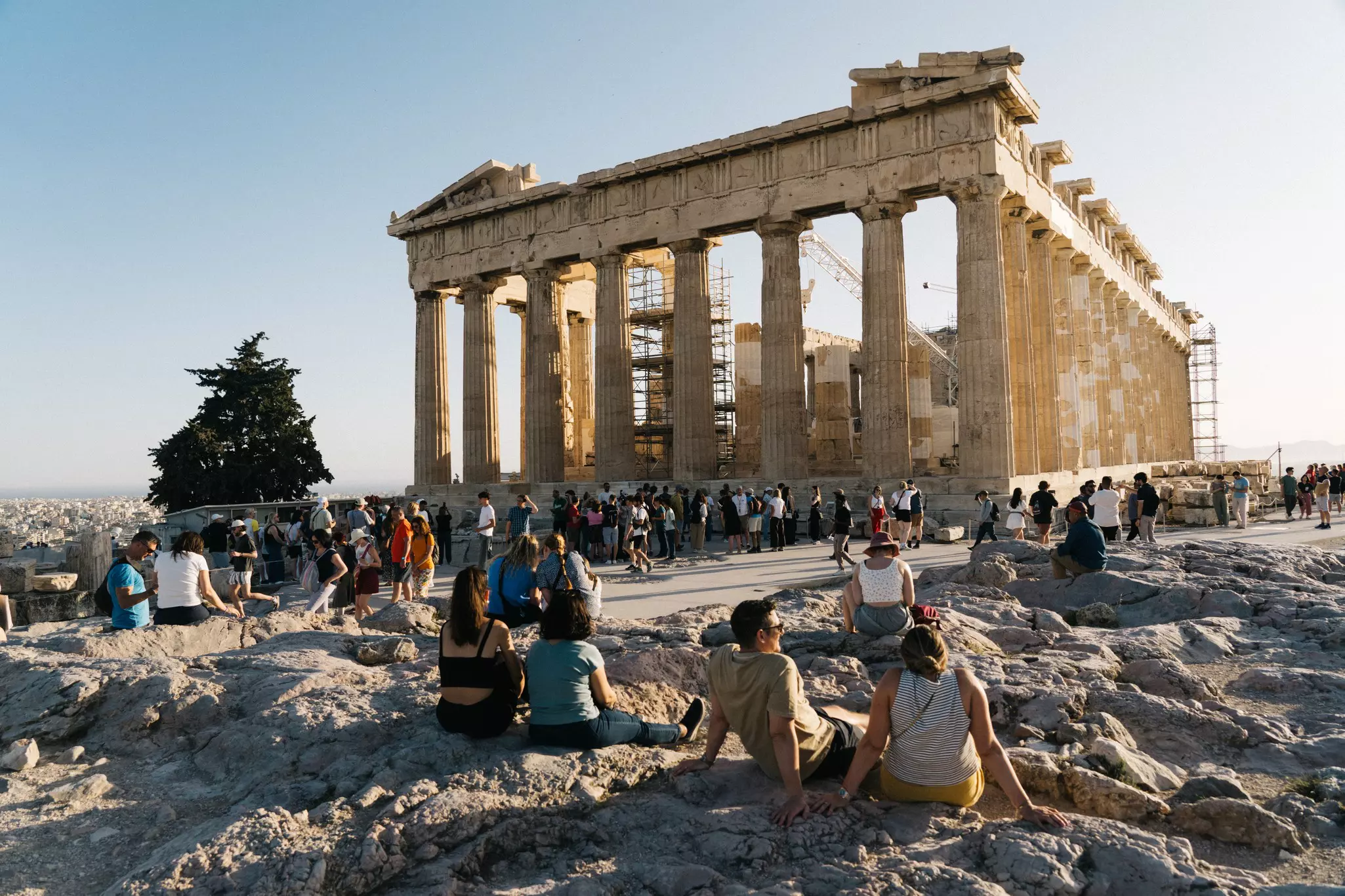 Enjoy your Greek Islands holiday for longer with these tips for traveling on a budget. Marco Argüello for Lonely Planet