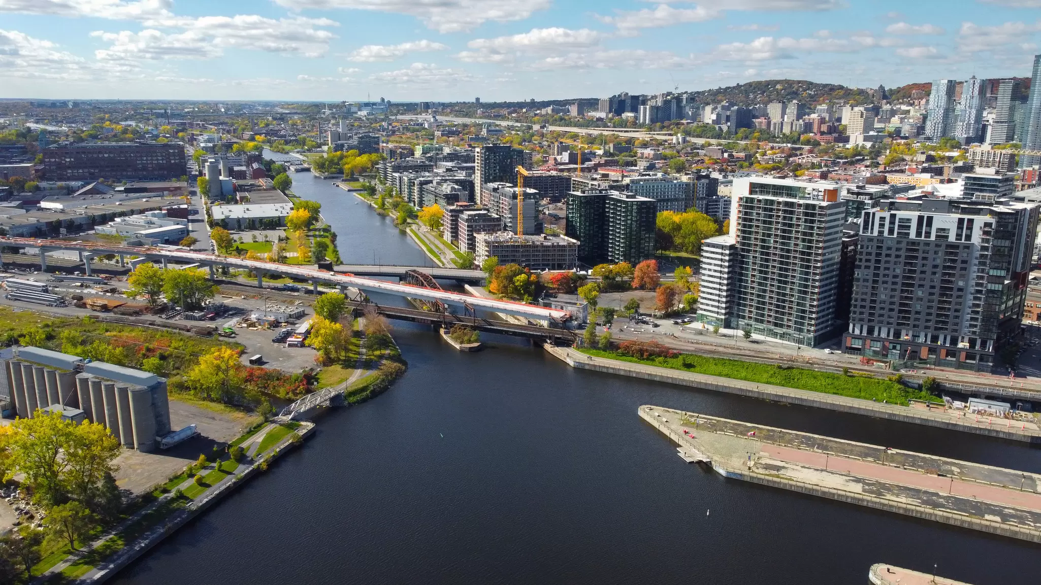 Montreal Canal Lachine and Bassin Peel in the famous Griffintown neighbourhood, License Type: media, Download Time: 2025-10-21T14:42:18.000Z, User: comptonsheldon109, Editorial: false, purchase_order: 56530 - Guidebooks, job: Global Publishing WIP, client: Montreal and Quebec City 7, other: Compton Sheldon
