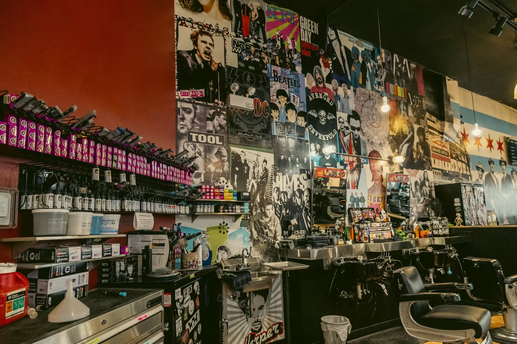 Floyd's Barbershop, Wicker Park, Chicago Illinois, September 2025