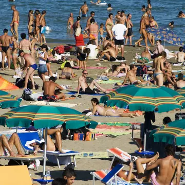 23835-69
Europe, Italy, Veneto, Venice, beach, clothing, coastal, crowd, culture, day, enjoy, female, front view, group of people, holiday, large group of people, leisure, lie, male, man, men, mixed age range, ocean, outdoors, people, rear view, relaxation, sand, sea, seascape, shadow, side view, swimwear, travel, walk, waterscape, woman, women
Summer crowds on Lido di Venezia.