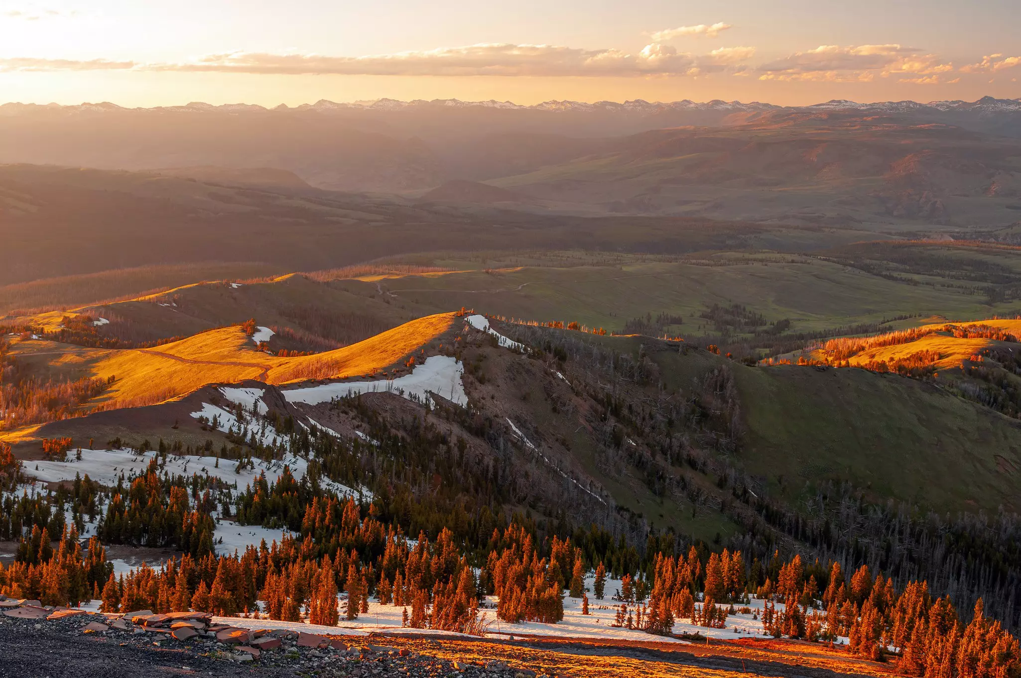 Scenic view of fall colors and light snow from the summit of Mt Washburn, Yellowstone National Park