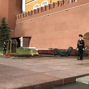 Eternal fire at the Tomb of the Unknown Soldier in Moscow