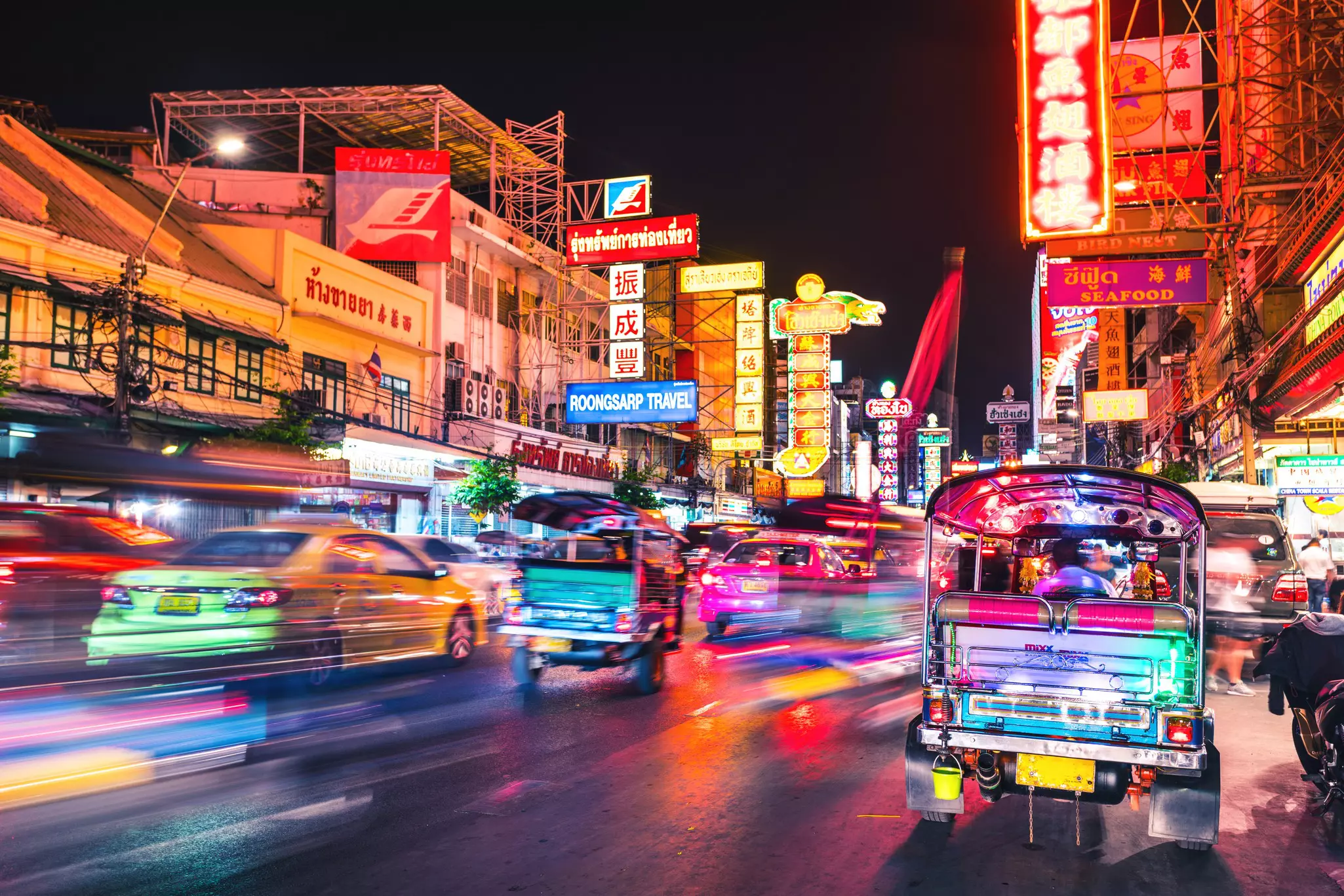 Head to Bangkok's frenetic, neon-glazed Chinatown for top street food vendors and great bars © da-kuk / Getty Images
