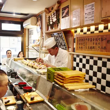 Okame sushi restaurant in Tokyo. Matt Munro for Lonely Planet
