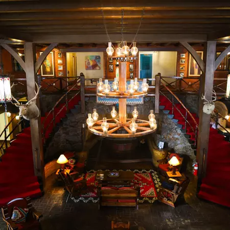 El Rancho's Southwestern lodge-style lobby.