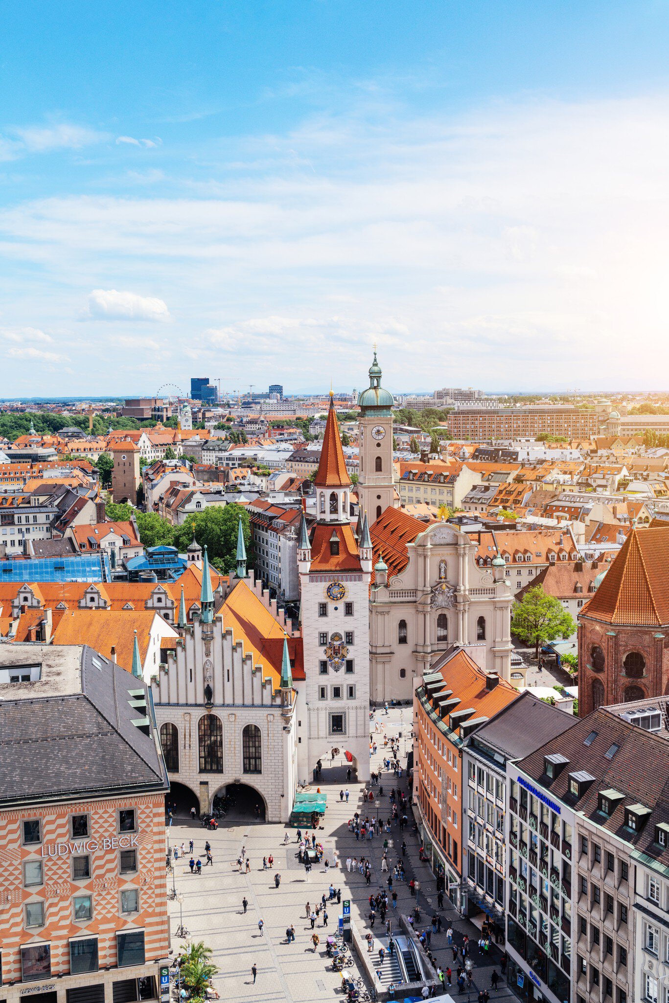 Neues Rathaus, a central square in Munich's Old Town. Anton_Ivanov / Shutterstock