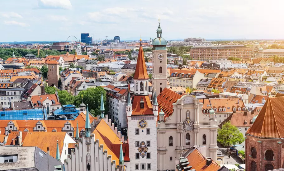 Neues Rathaus, a central square in Munich's Old Town. Anton_Ivanov / Shutterstock