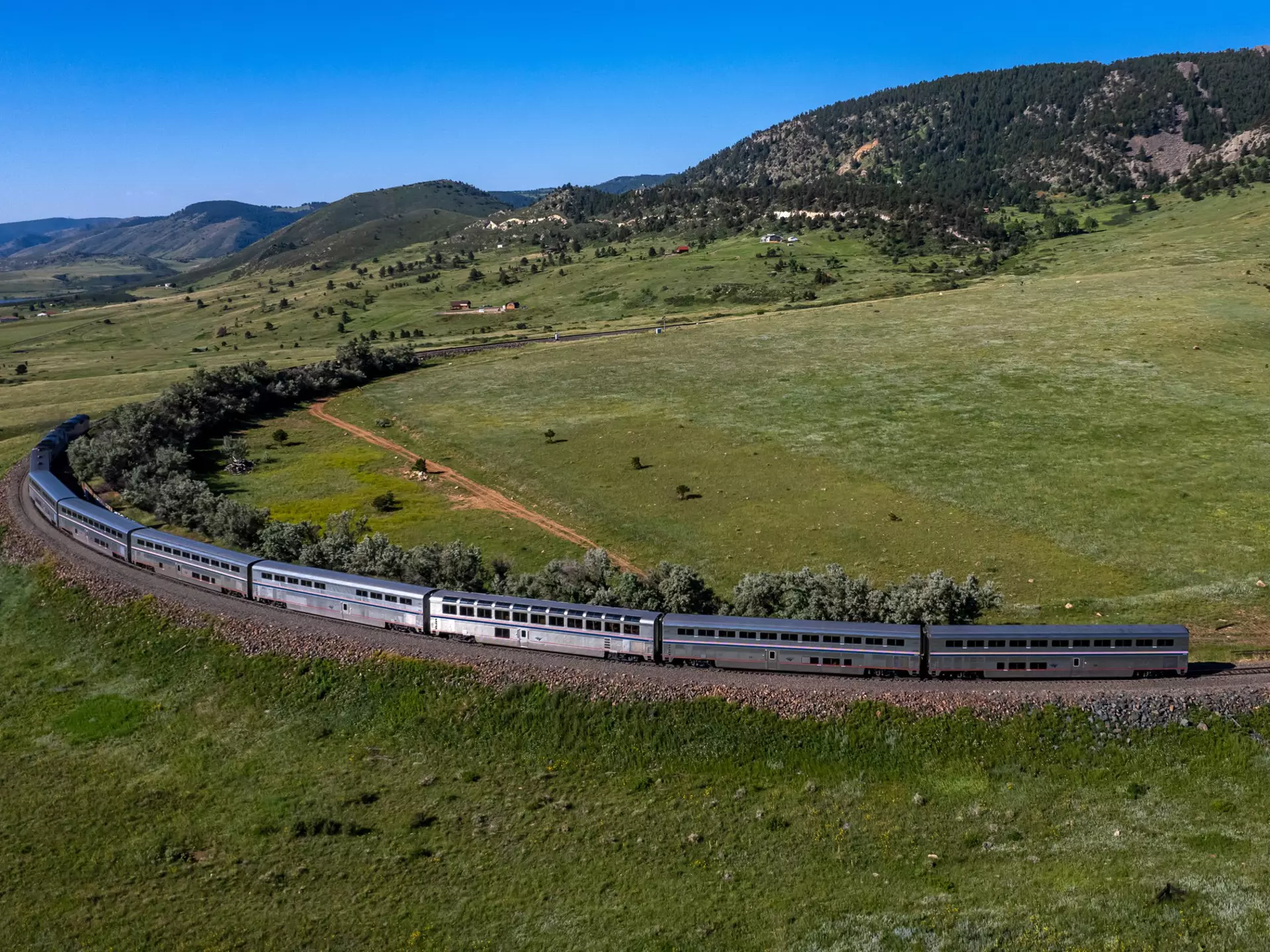 Amtrak's California Zephyr travels between Emeryville, California, and Chicago. Amtrak