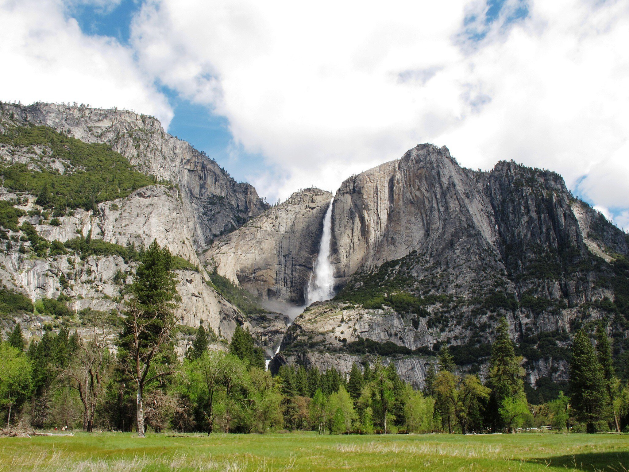 Yosemite Falls is one of Yosemite National Park's most iconic features.