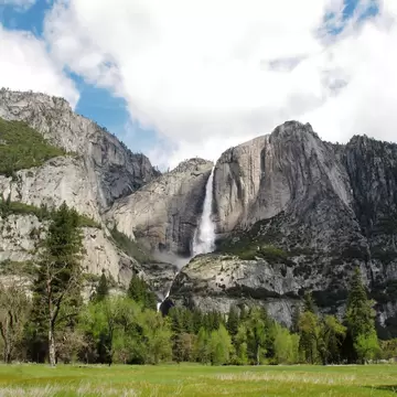 Yosemite Falls is one of Yosemite National Park's most iconic features.