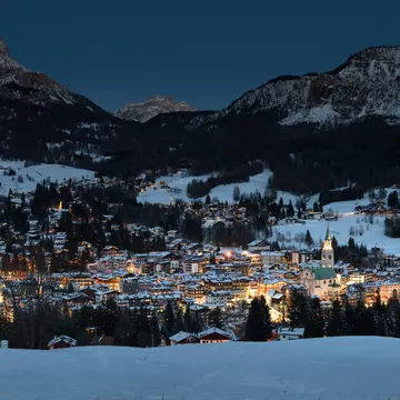 Cortina d'Ampezzo at night