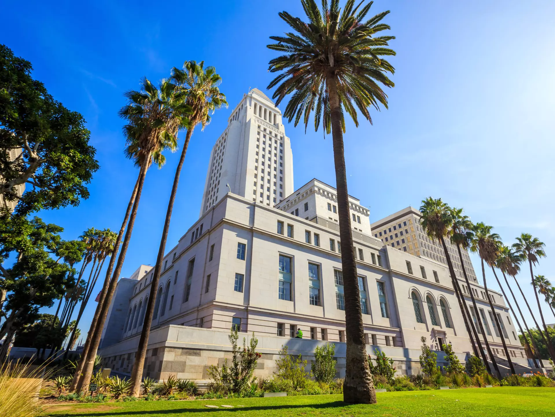 Historic Los Angeles City Hall with blue sky, CA USA
225735178
steps, downtown, tree, window, arch, california, america, usa, municipal, center, architecture, city, travel, us, pillar, landmark, government, civic, monument, hall, palm, vacation, door, building, historic, hollywood, angeles, los