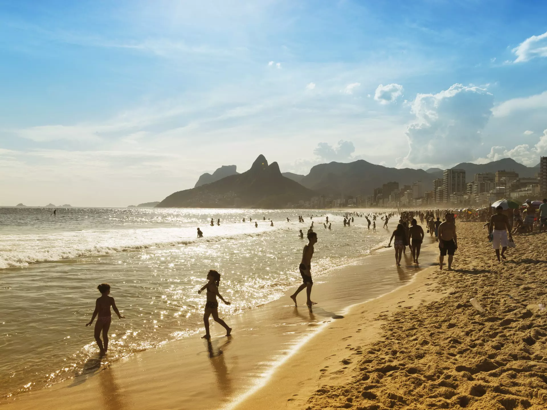 New data shows that the water quality at Rio’s beaches is the highest it’s been in many years © Buena Vista Images / Getty Images