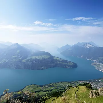 Overview of Lake Lucerne and Rutli meadow from Fronalpstock.
