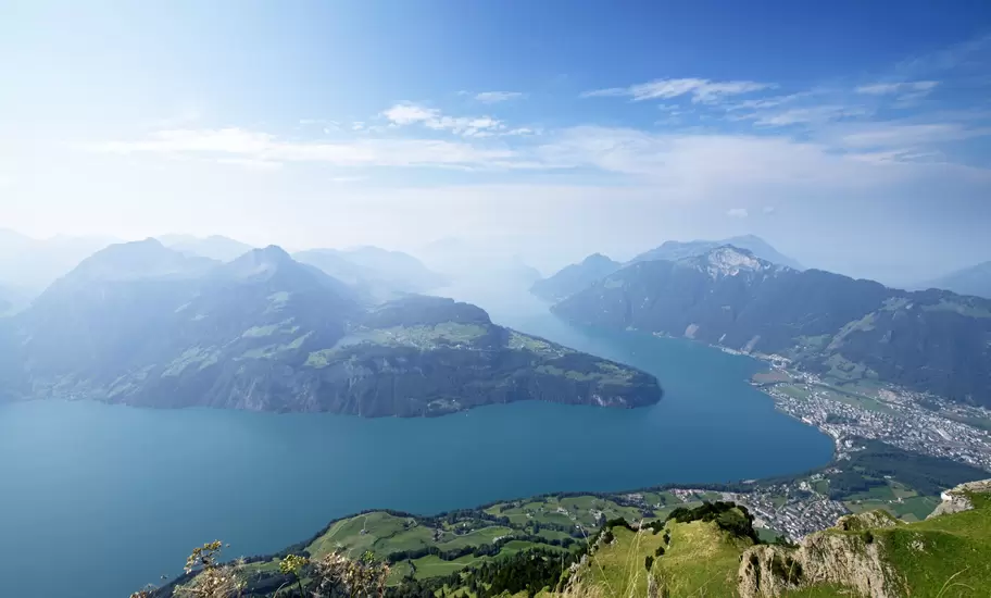 Overview of Lake Lucerne and Rutli meadow from Fronalpstock.