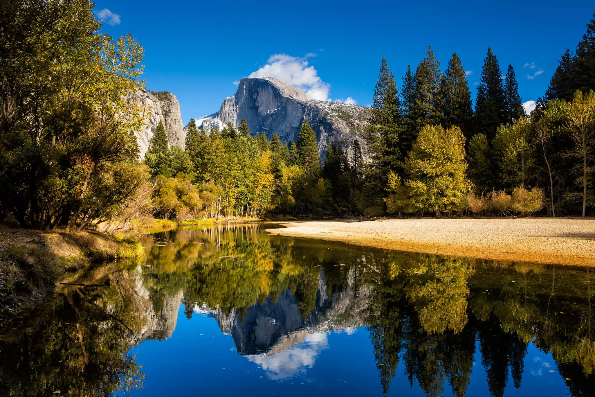 Half dome mountain in yosemite national park in California.