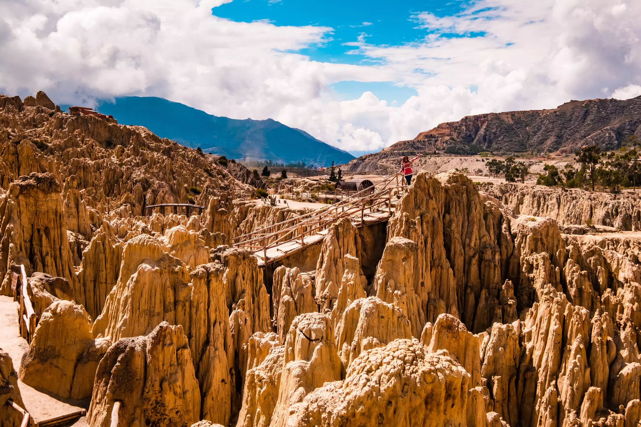 Walk on a moon-like landscape at Valle de la Luna near La Paz © In Green / Shutterstock