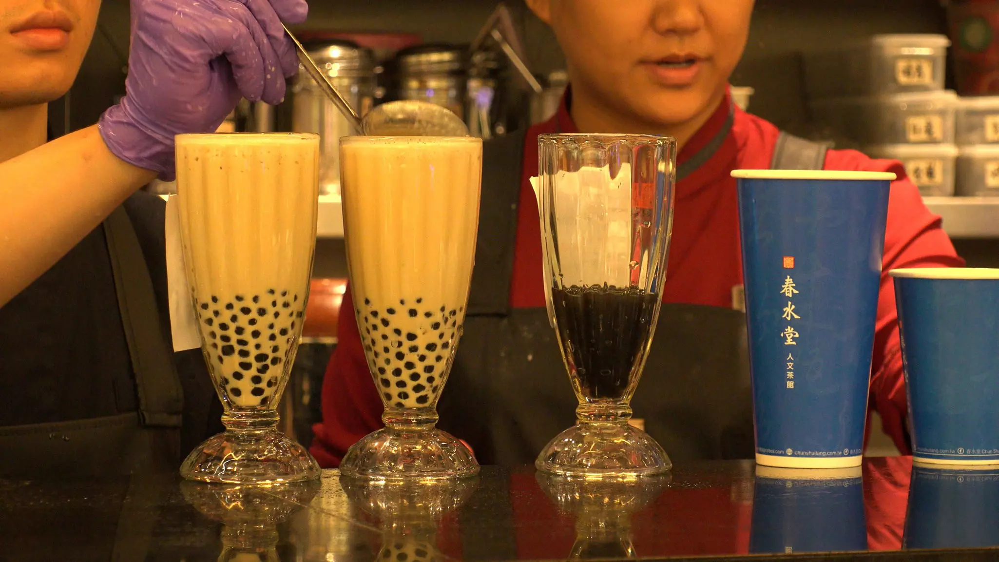 Close-up of bubble tea served at Chun Shui Tang shop.