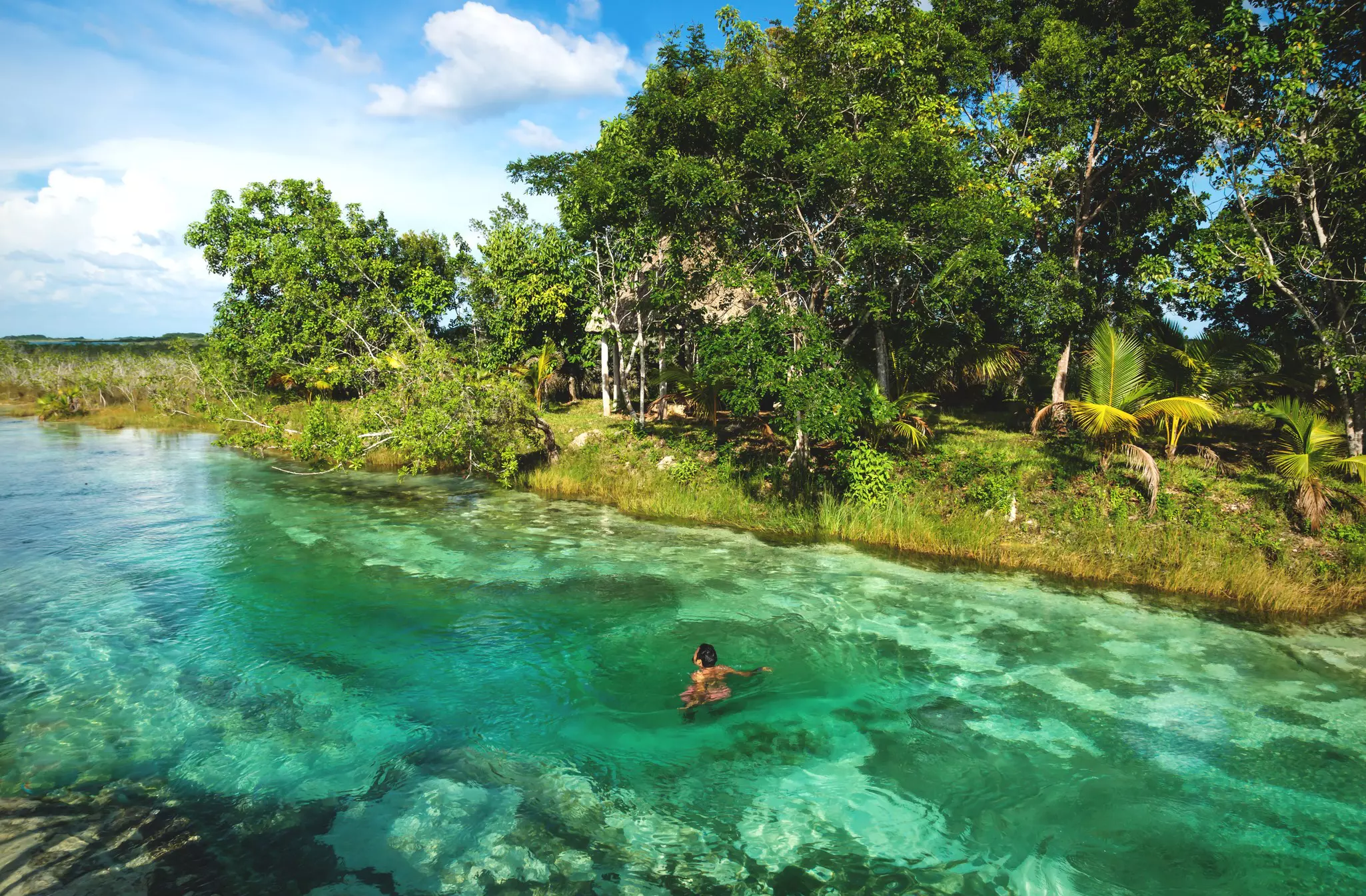 The calm and quiet of Bacalar Lagoon in Mexico © loeskieboom / Getty Images