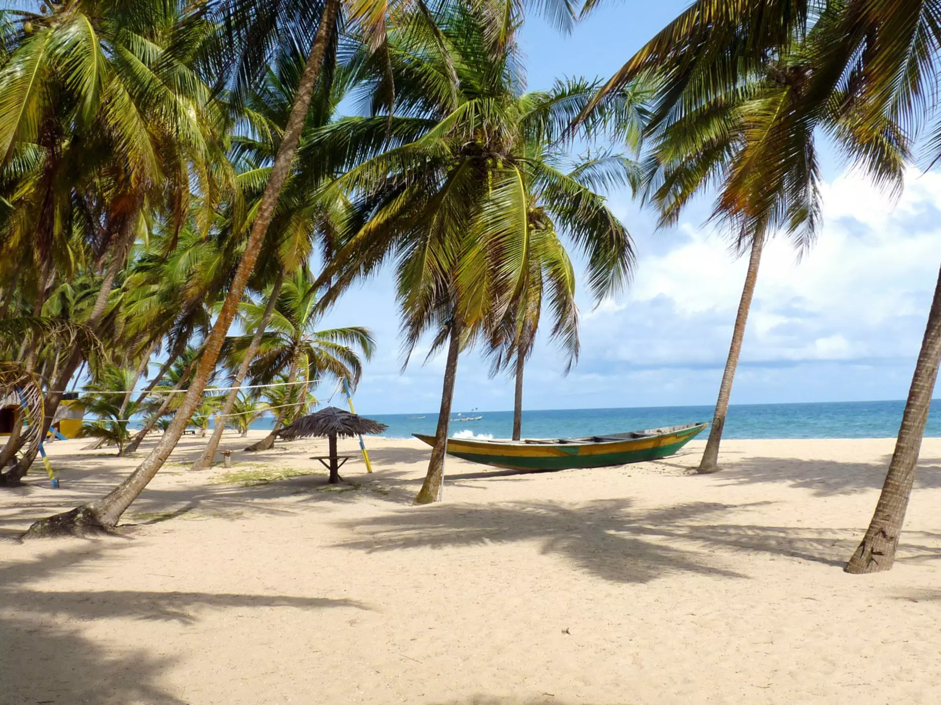 Nigeria, Lagos, View of idyllic beach