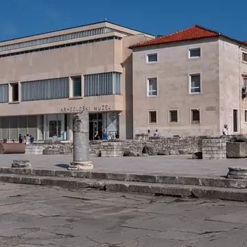 ZADAR, CROATIA - August 18, 2025: John Paul II Square and Ruins of ancient Roman forum, Donat church, cathedral with its belfry, Archaeological Museum., License Type: media, Download Time: 2026-02-23T00:47:05.000Z, User: LP_YKhanna, Editorial: true, purchase_order: 65050 - Digital Destinations and Articles, job: LP, client: App Content, other: Yuvraj Khanna