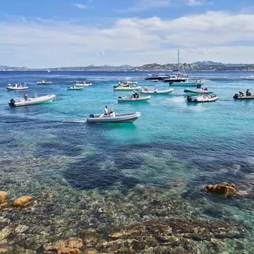 La Maddalena Archipelago National Park, Sardinia. Mamasuba_photo/Shutterstock