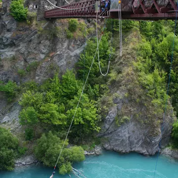 Bungy jumping in New Zealand