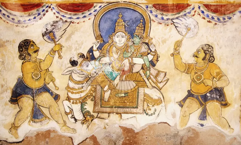 Frescoes adorning the walls of the inner courtyard, Brihadishwara Temple - Thanjavur ( Tanjore ), Tamil Nadu