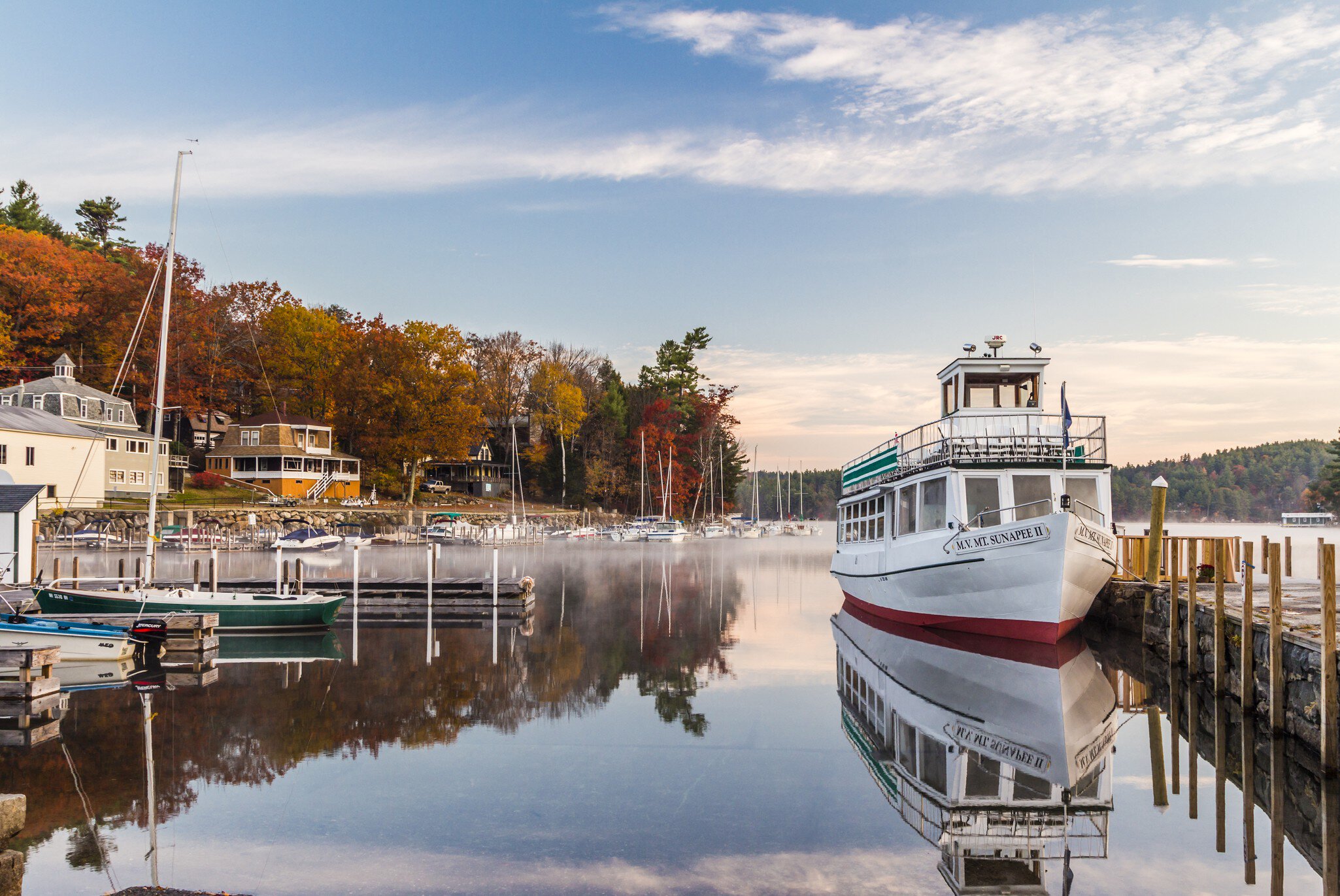 Sunapee Harbor, New Hampshire
FALL, NEW HAMPSHIRE, SUNAPEE, synrise, sunapee, harbour, lake, water, boat, sailboat, dock, port, autumn, sky, trees, reflection, nature, outdoors