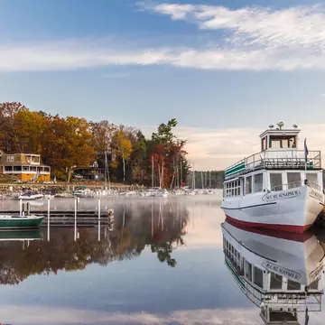 Sunapee Harbor, New Hampshire
FALL, NEW HAMPSHIRE, SUNAPEE, synrise, sunapee, harbour, lake, water, boat, sailboat, dock, port, autumn, sky, trees, reflection, nature, outdoors