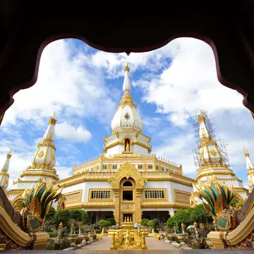Phra Maha Chedi Chai Mongkol  located on the premises of Wat Pha Namthip Thep Prasit Vararam, Roi Et, Thailand.