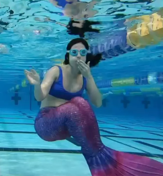 Mermaid Eva tries mermaiding for the first time © Eva Sandoval / Lonely Planet