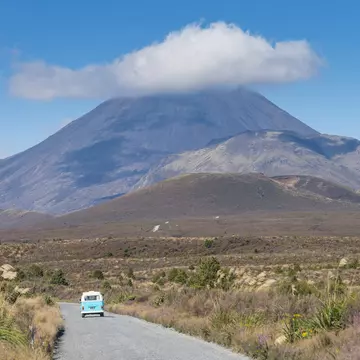 Camper vans in New Zealand offer not just the freedom to roam with baby (and supplies in tow), but also astounding landscapes to discover. Justin Foulkes / Lonely Planet