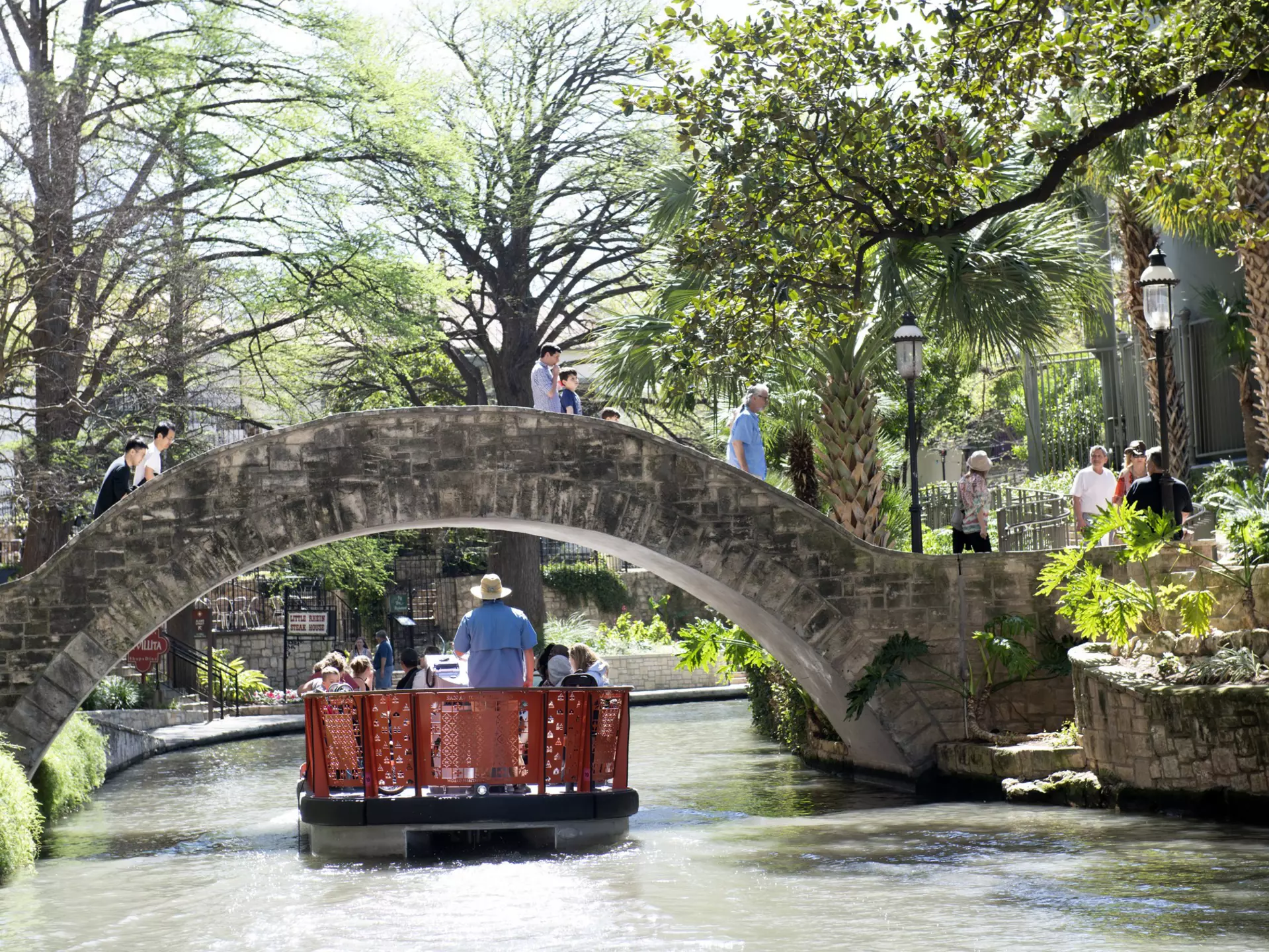 Walk along the banks of the San Antonio River, or take a shuttle if you'd rather be out on the water © aimintang / Getty Images