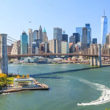 New York City skyline at the Brooklyn Bridge. 