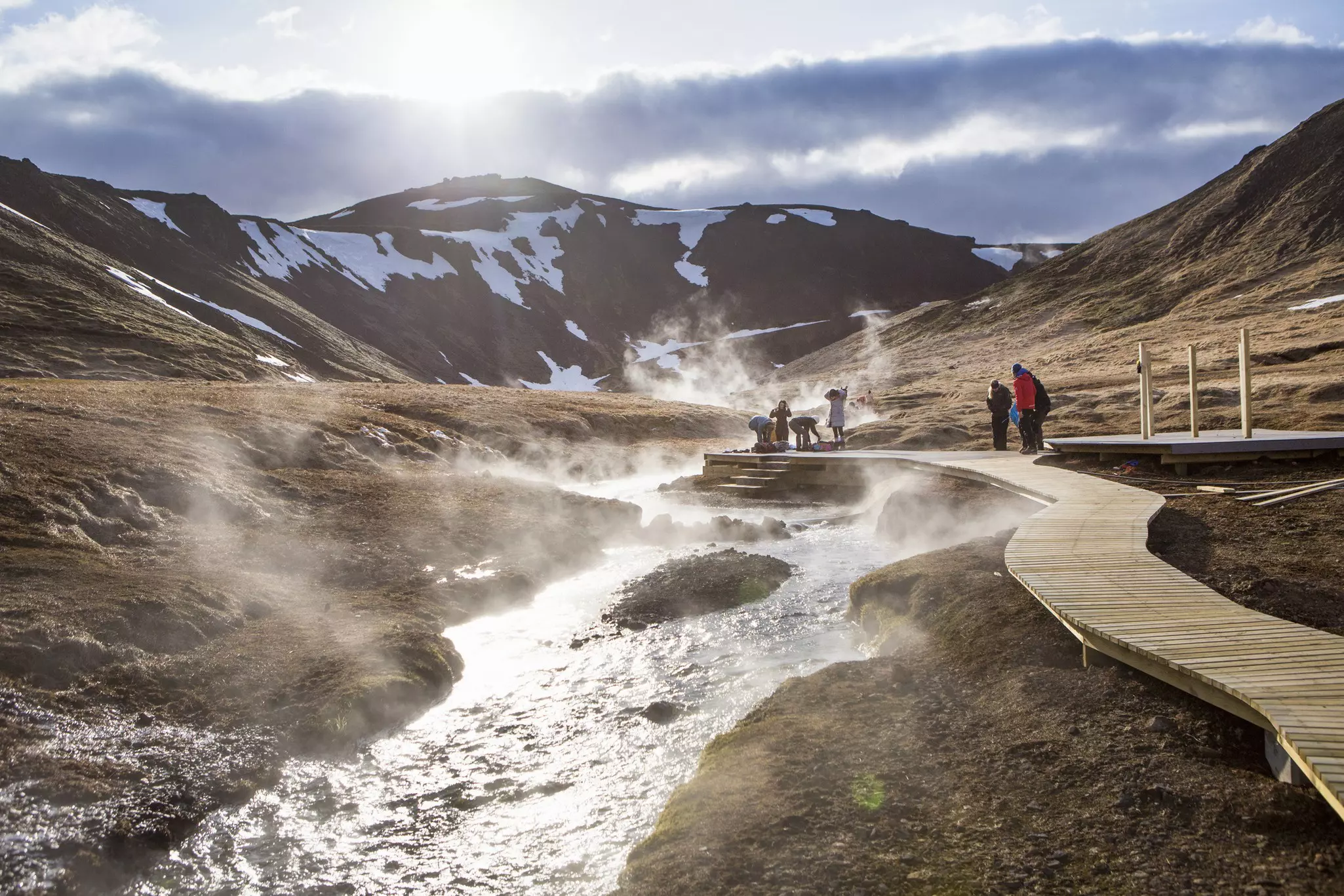 After cooking a snack in a hot spring, stroll along the Reykjadalur Valley © Matthew Micah Wright / Getty Images