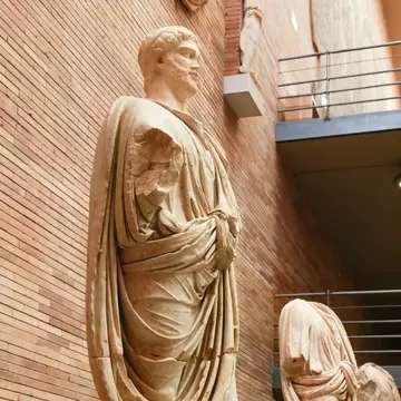 View of marble sculptures at the Museo Nacional de Arte Romano in Mérida, Spain.